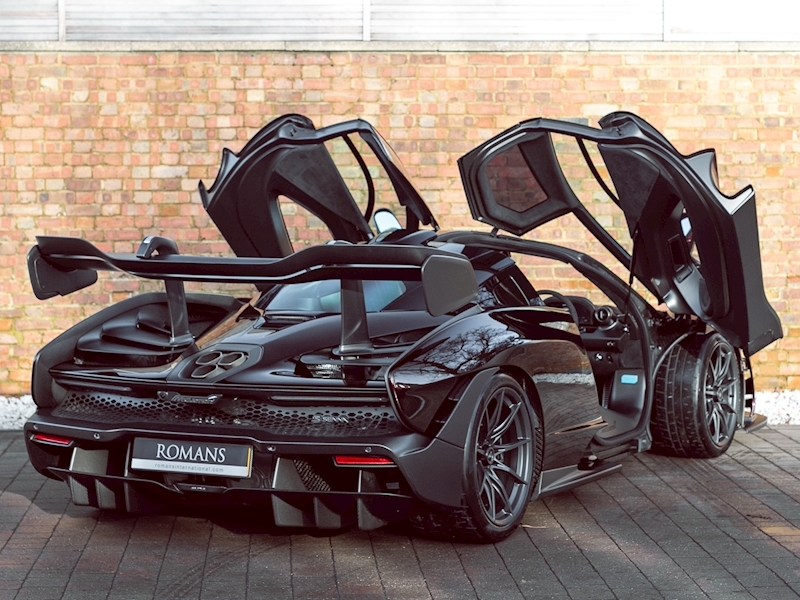 2019 McLaren Senna, 2/20