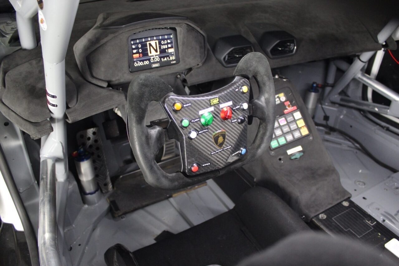 2016 Lamborghini Huracán Super Trofeo EVO, 8/9