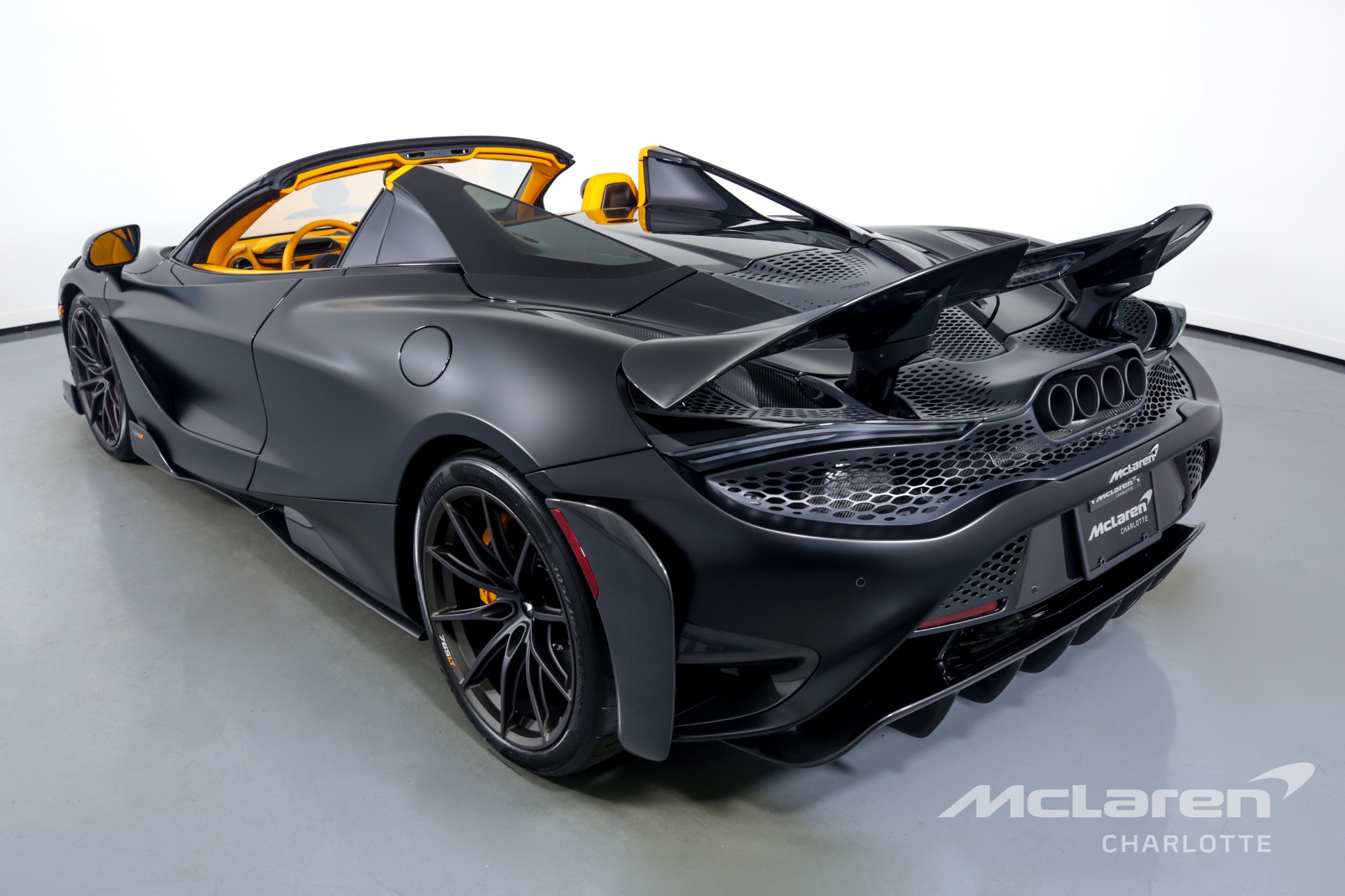 2022 McLaren 765LT Spider, 8/20