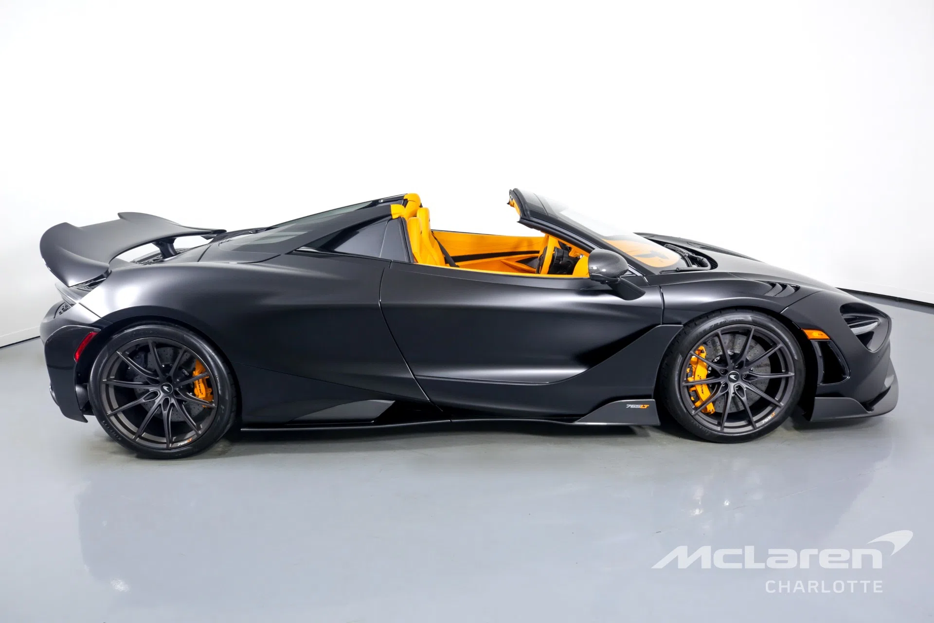 2022 McLaren 765LT Spider for sale, exterior