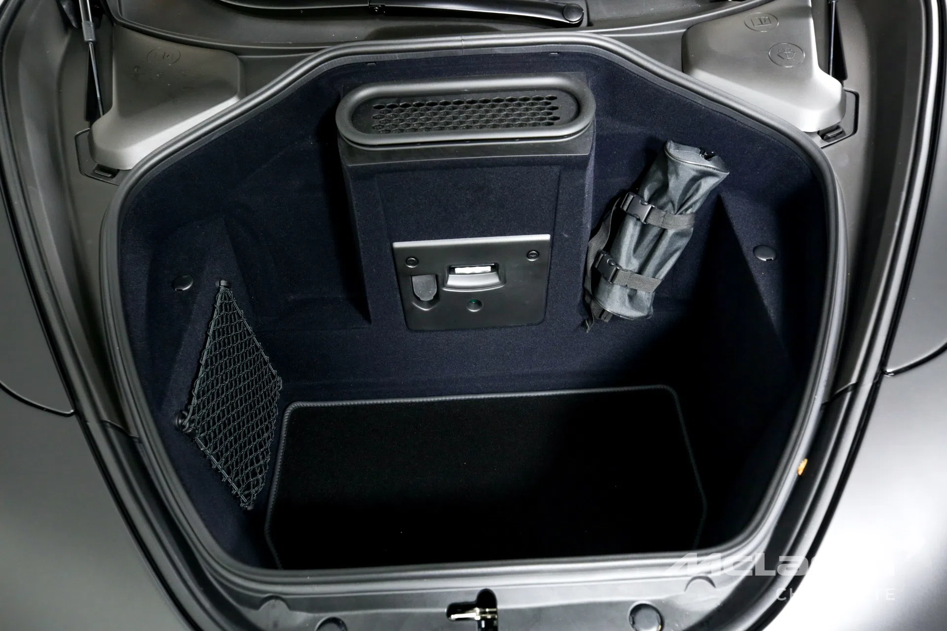 2022 McLaren 765LT Spider trunk