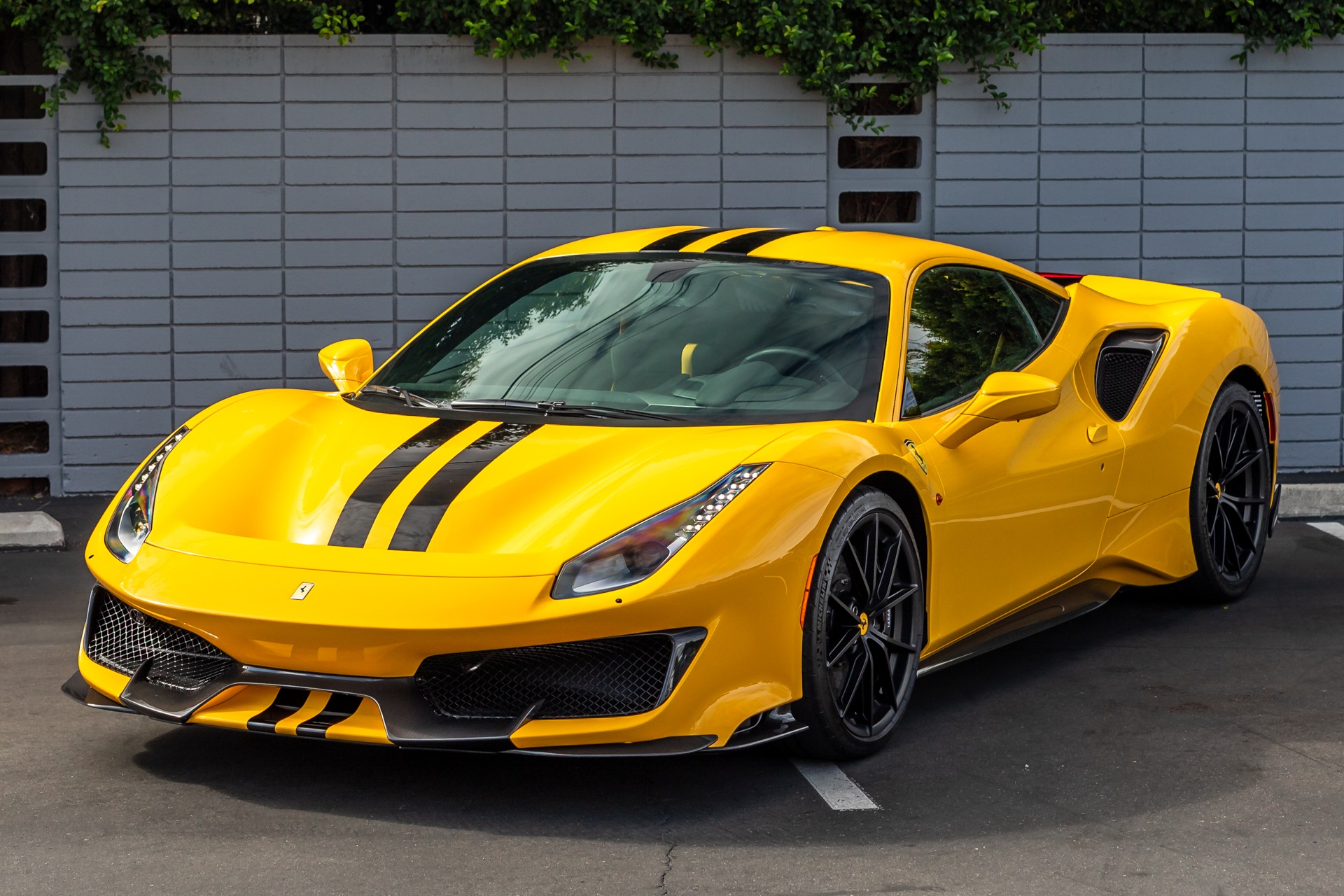 2019 Ferrari 488 Pista