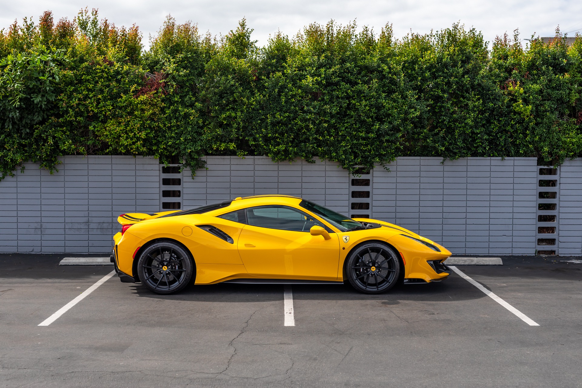 2019 Ferrari 488 Pista, 3/20