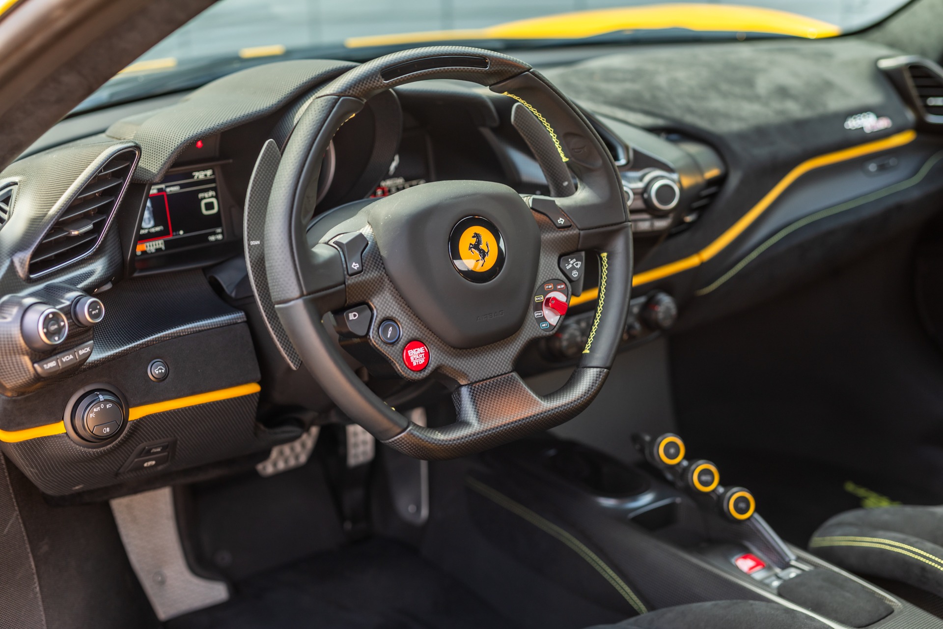 2019 Ferrari 488 Pista, 6/20