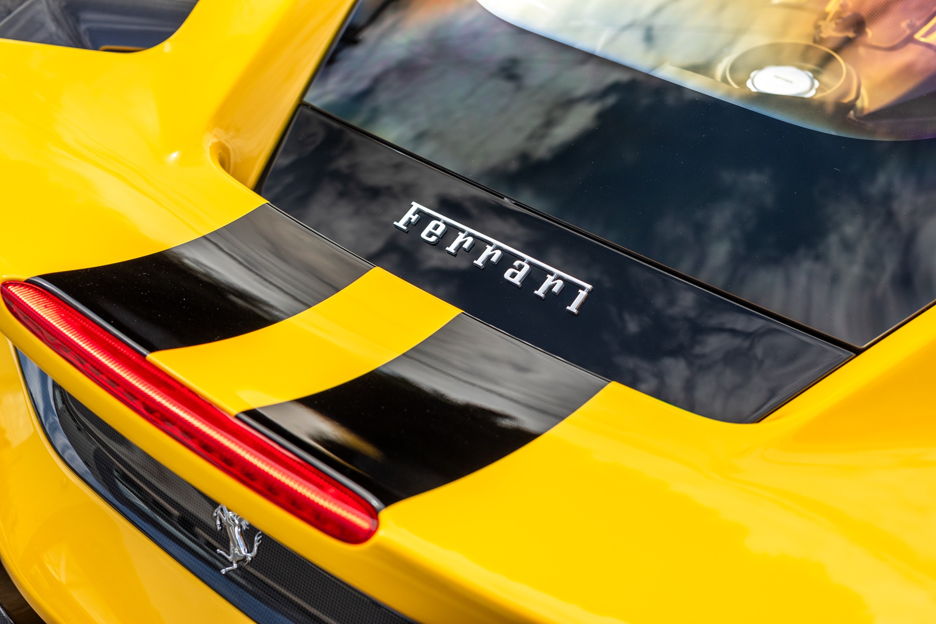 2019 Ferrari 488 Pista, 15/20