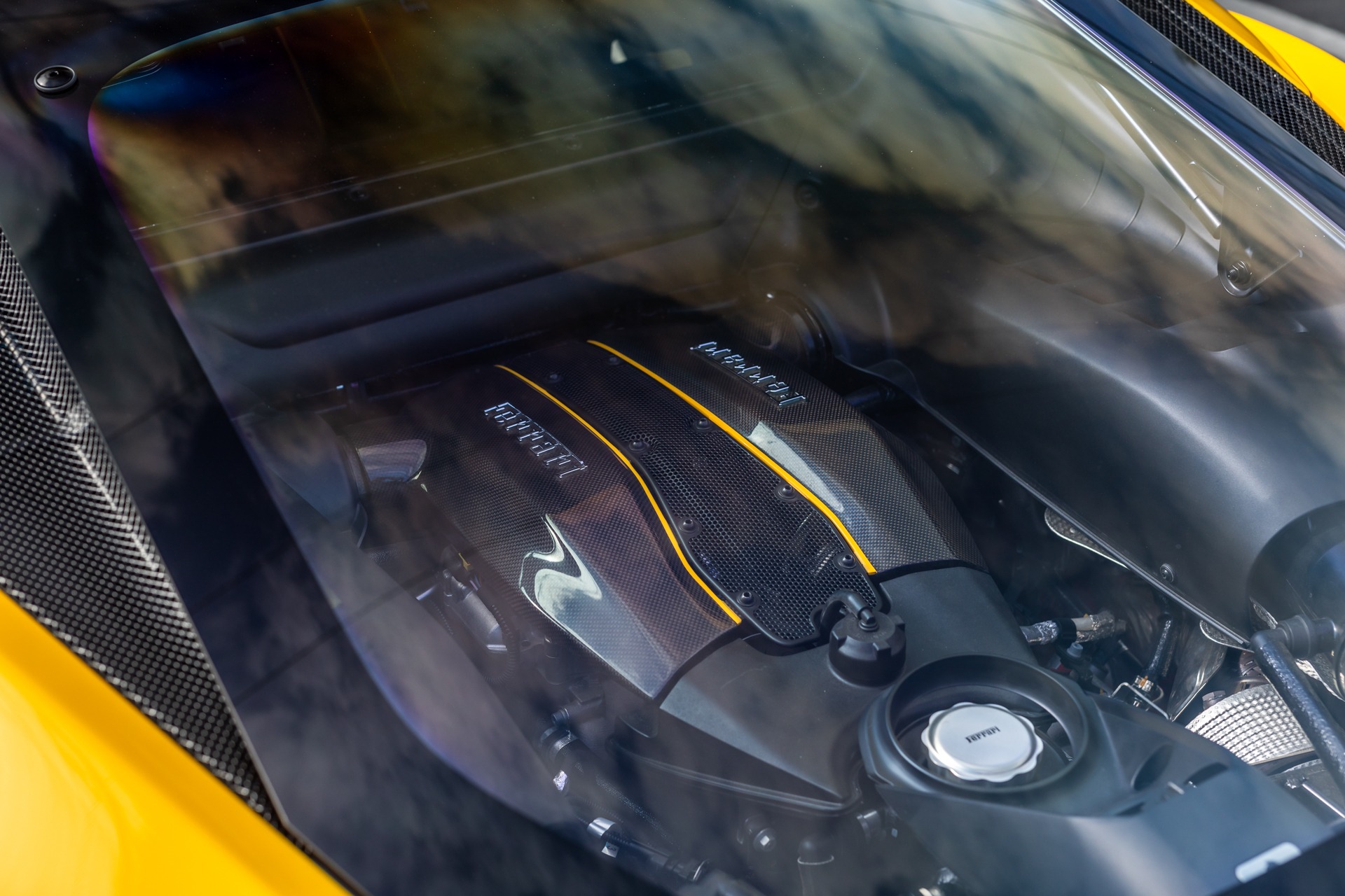 2019 Ferrari 488 Pista, 16/20