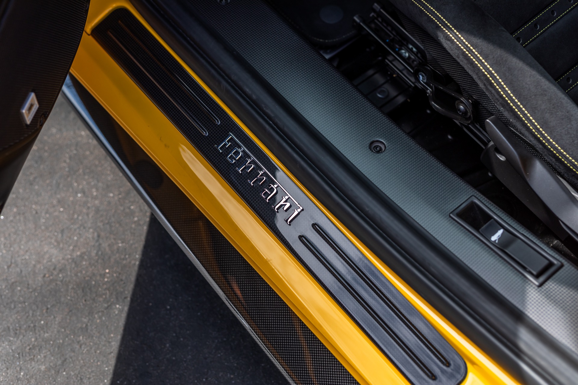 2019 Ferrari 488 Pista, 19/20