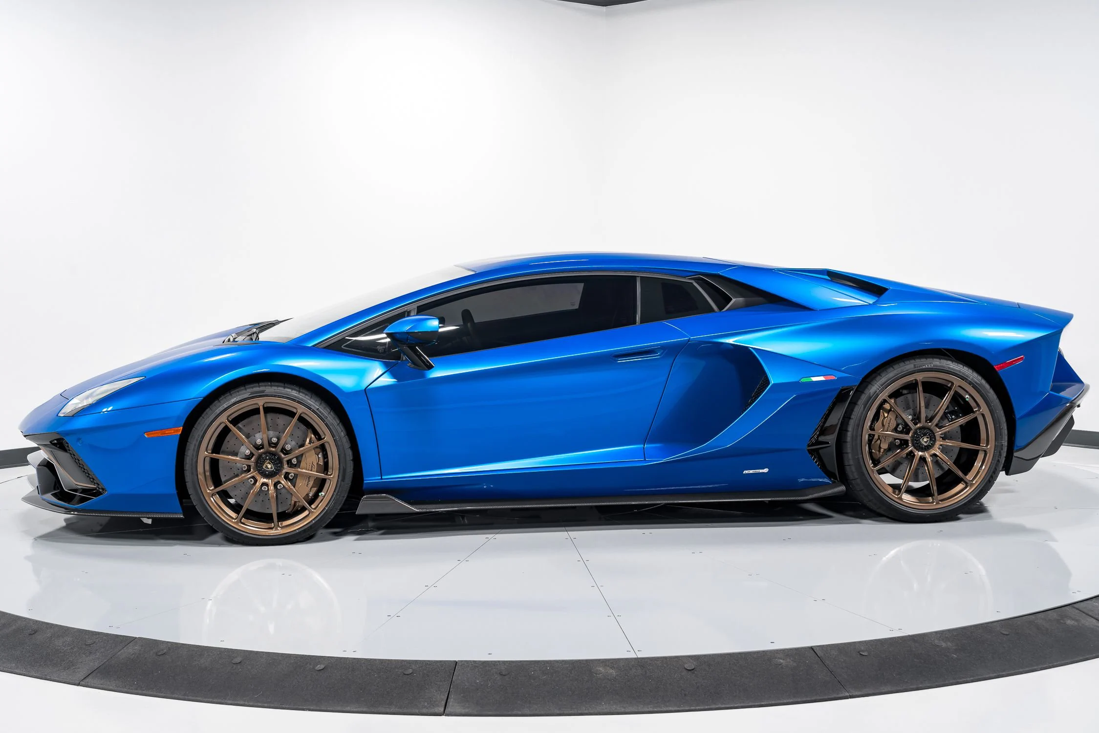 2022 Lamborghini Aventador Ultimae, 25/40