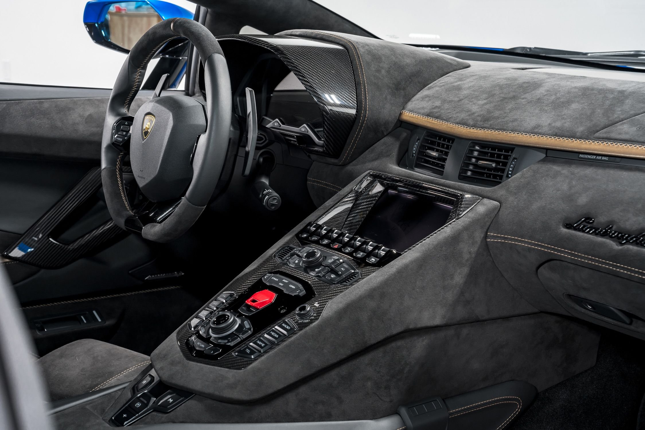 2022 Lamborghini Aventador Ultimae, 36/40