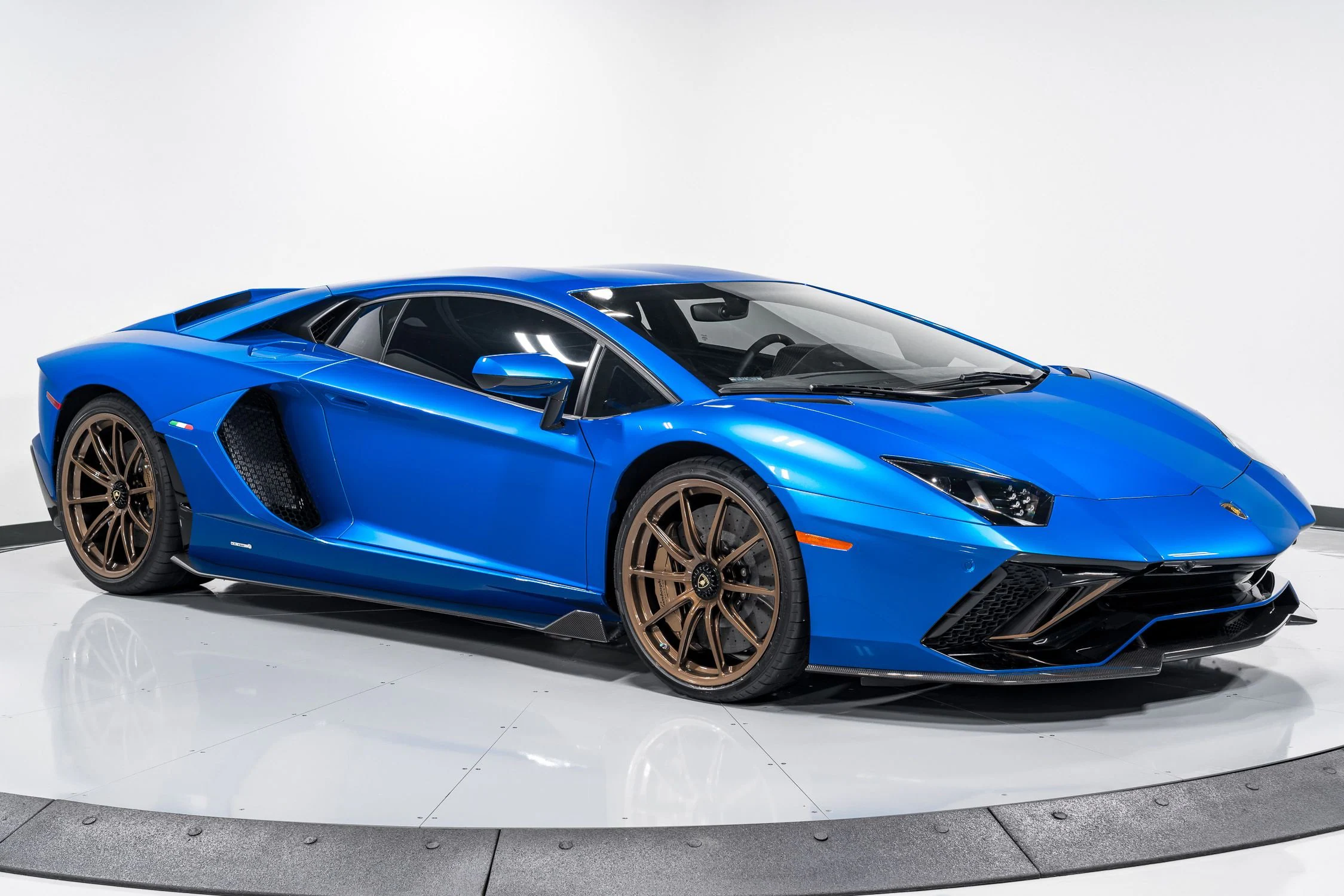 2022 Lamborghini Aventador Ultimae, 38/40