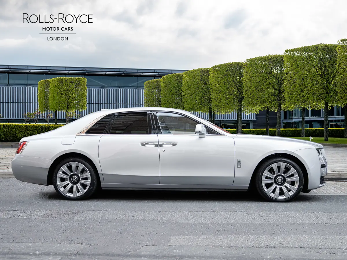 2021 Rolls-Royce Ghost, 3/20