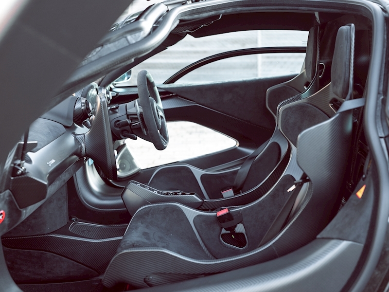2019 McLaren Senna, 15/20