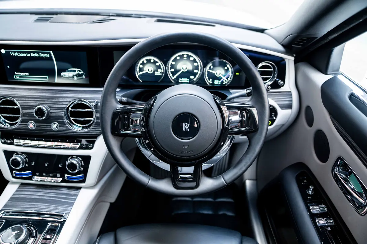 2021 Rolls-Royce Ghost, 10/20