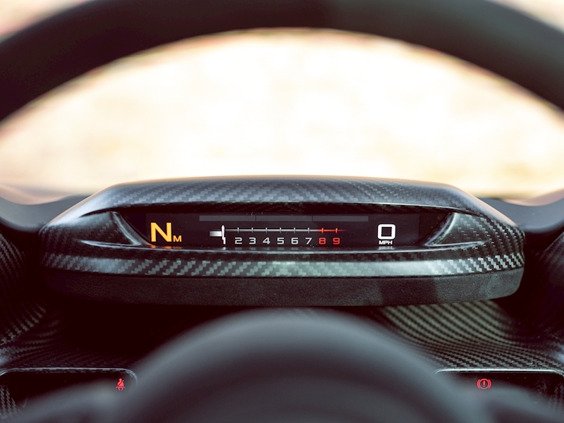 2019 McLaren Senna, 17/20