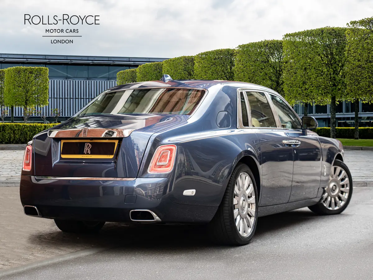 2021 Rolls-Royce Phantom, 3/20