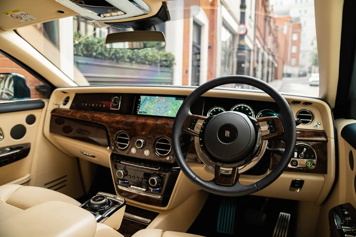 2021 Rolls-Royce Phantom, 5/20