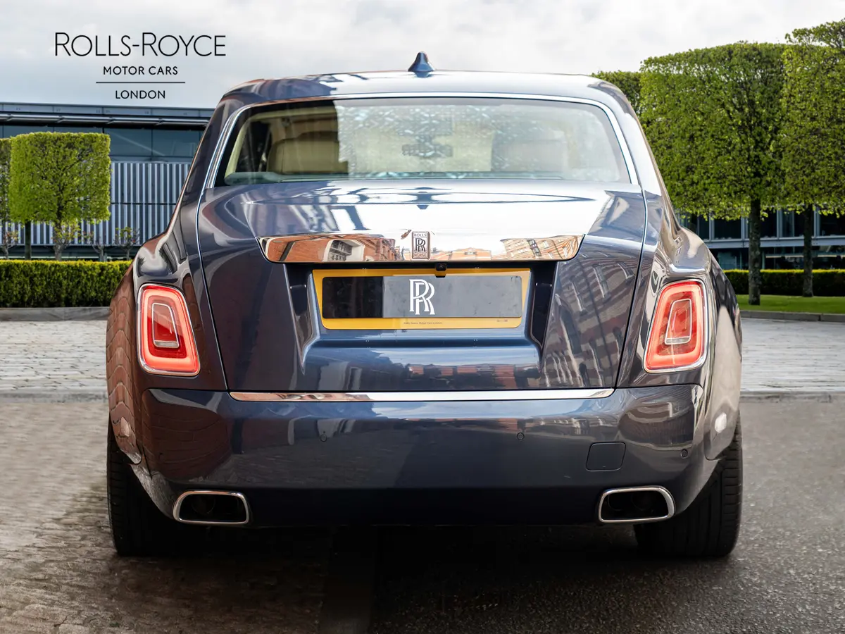 2021 Rolls-Royce Phantom, 6/20