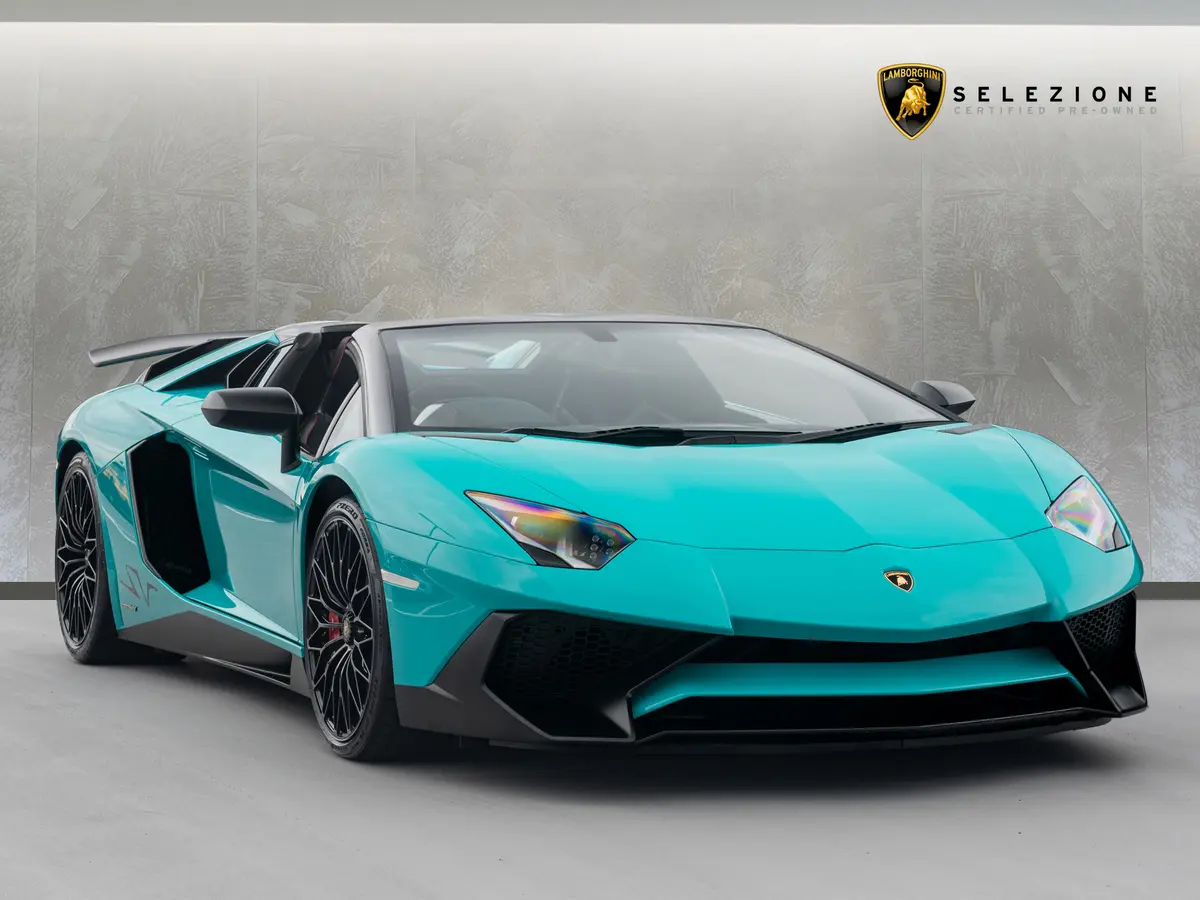 2016 Lamborghini Aventador SuperVeloce Roadster, 2/20
