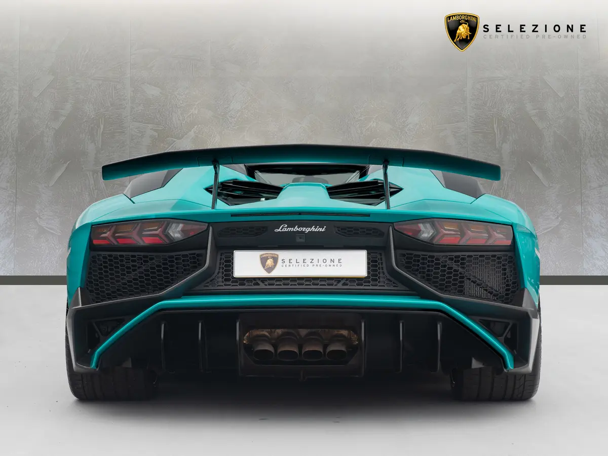 2016 Lamborghini Aventador SuperVeloce Roadster, 4/20