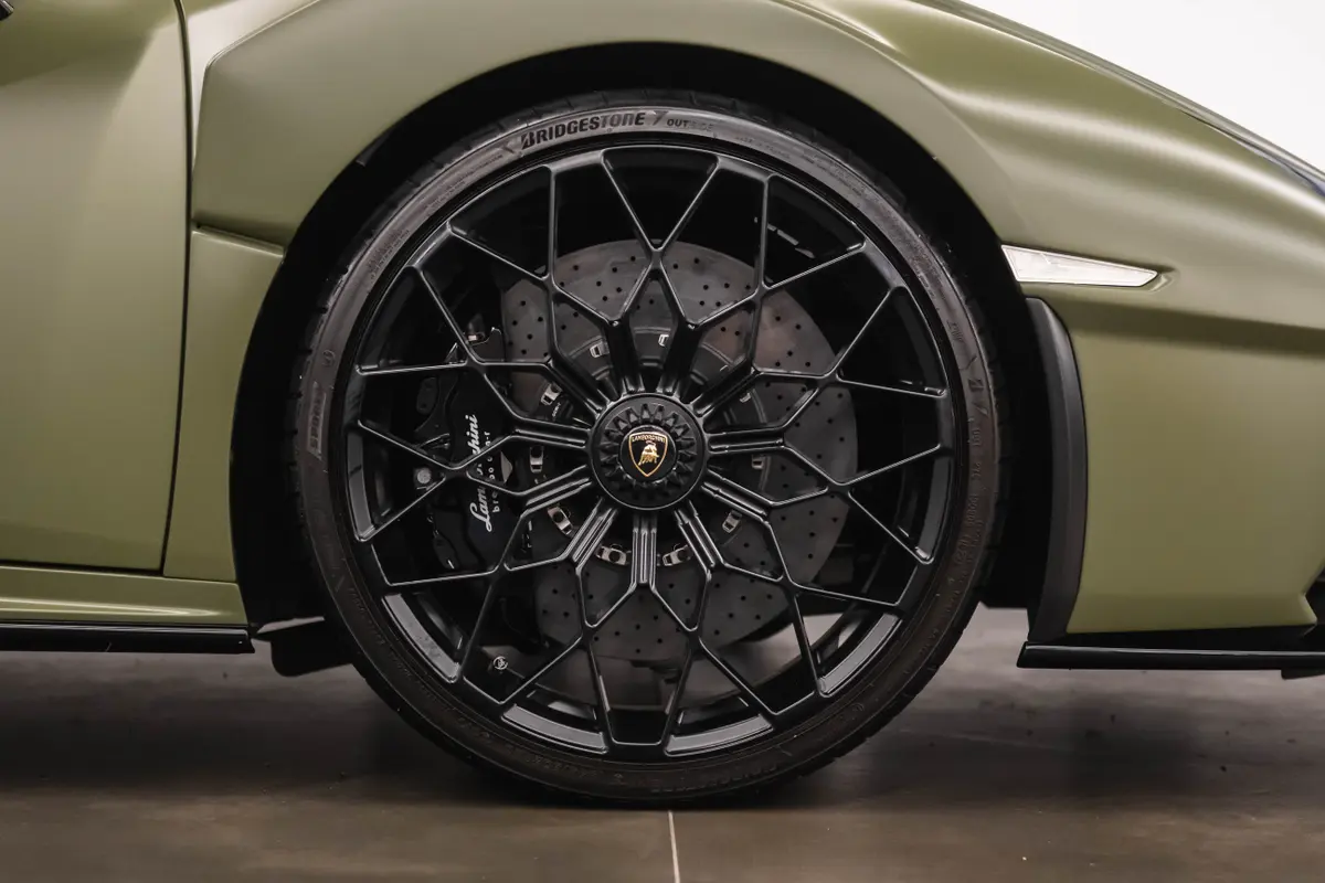 2023 Lamborghini Huracán STO, 8/18