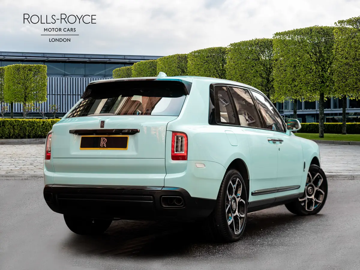 2023 Rolls-Royce Cullinan Black Badge, 3/20