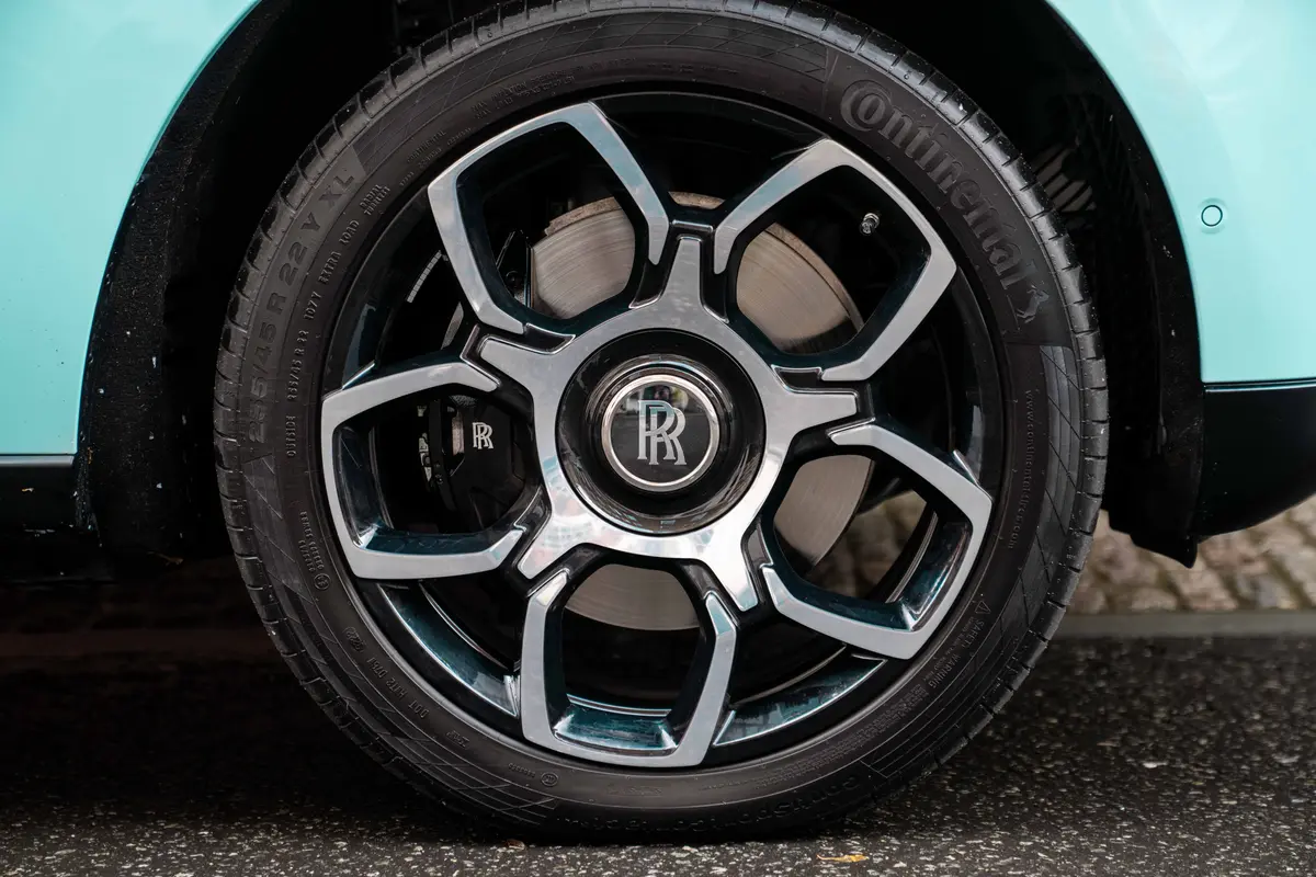 2023 Rolls-Royce Cullinan Black Badge, 10/20