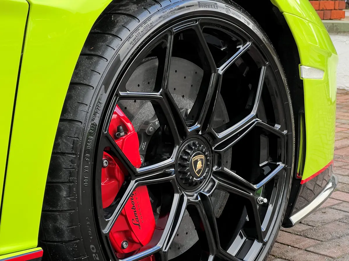 2022 Lamborghini Aventador LP 780-4 Ultimae Roadster, 17/20