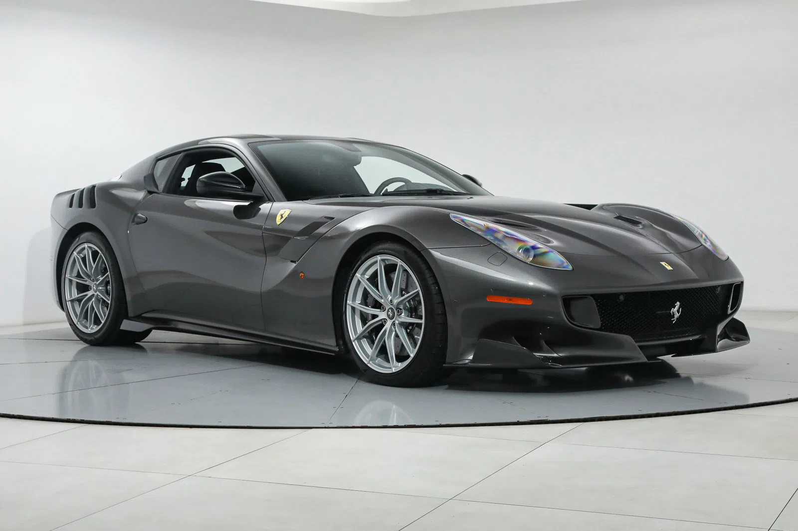 2016 Ferrari F12tdf
