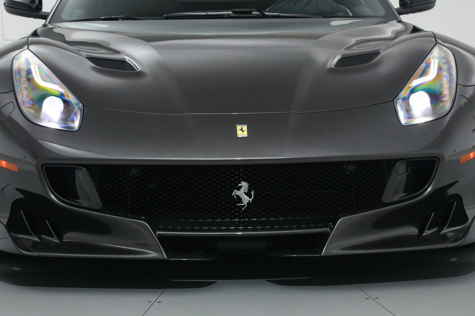 2016 Ferrari F12tdf, 14/20