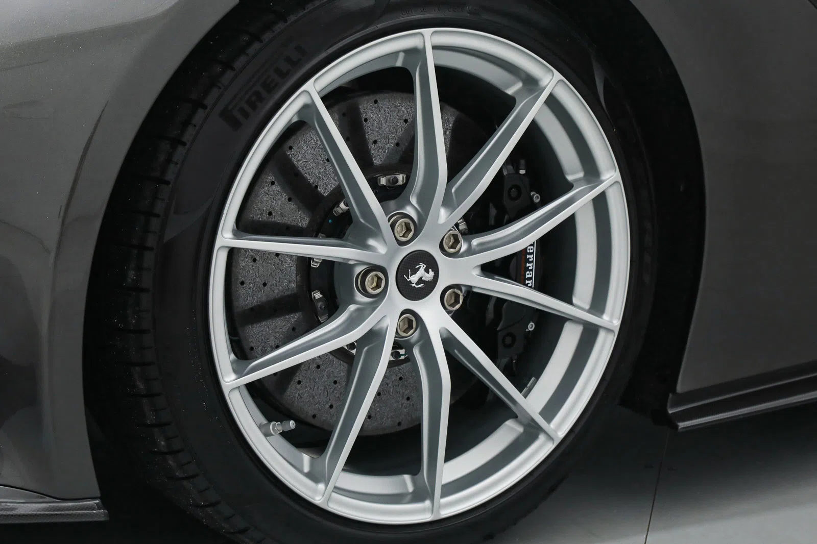 2016 Ferrari F12tdf wheel