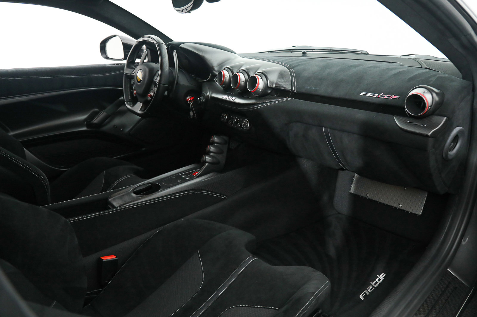 2016 Ferrari F12tdf, 19/20