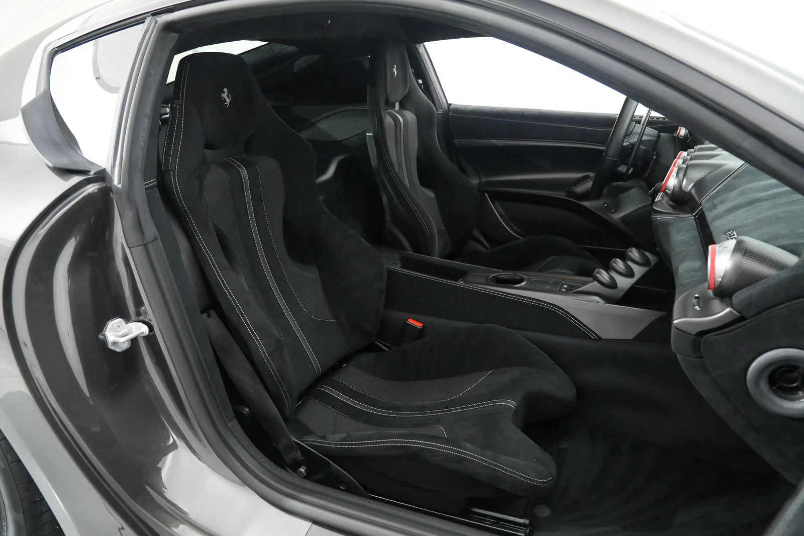 2016 Ferrari F12tdf interior, seats
