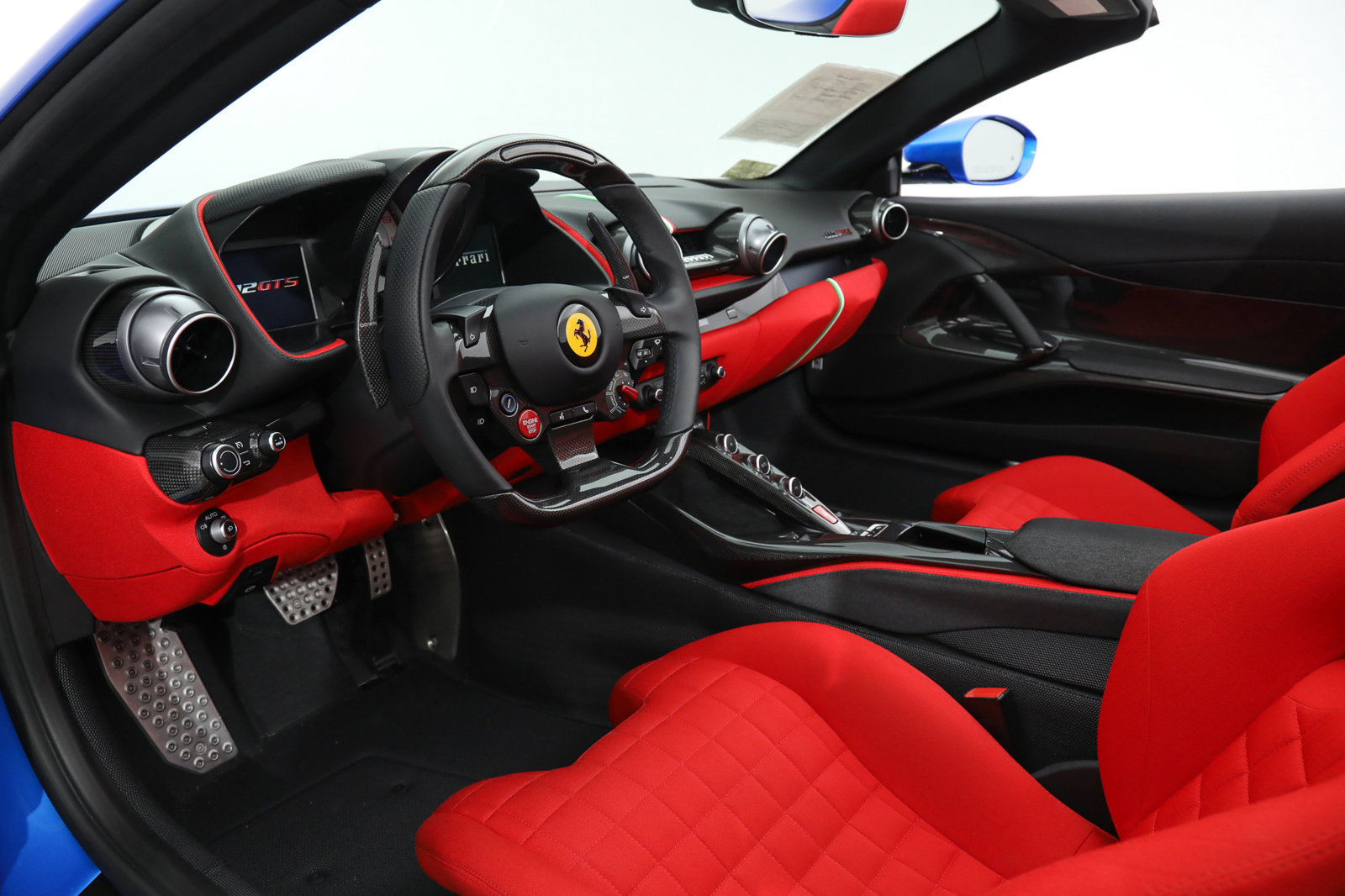 2022 Ferrari 812 GTS, 4/20