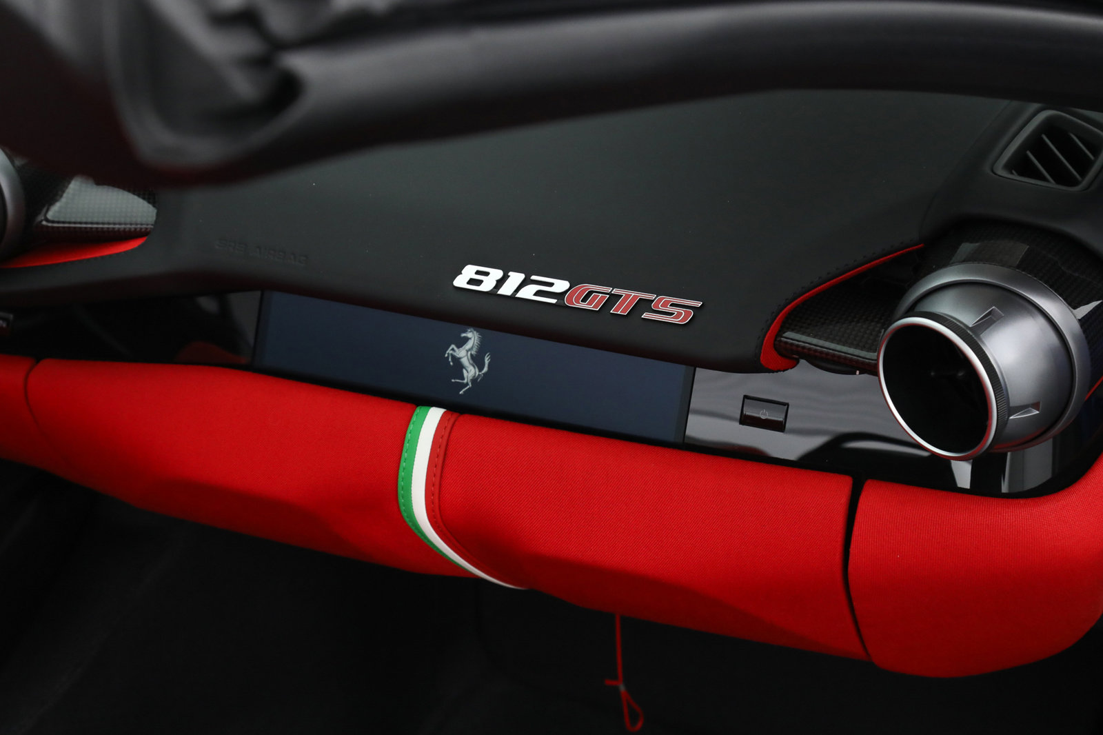 2022 Ferrari 812 GTS, 20/20