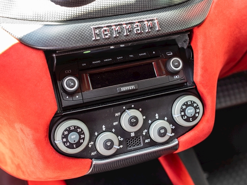 2011 Ferrari 599 GTO LHD, 17/20