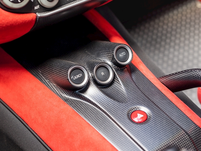 2011 Ferrari 599 GTO LHD, 18/20