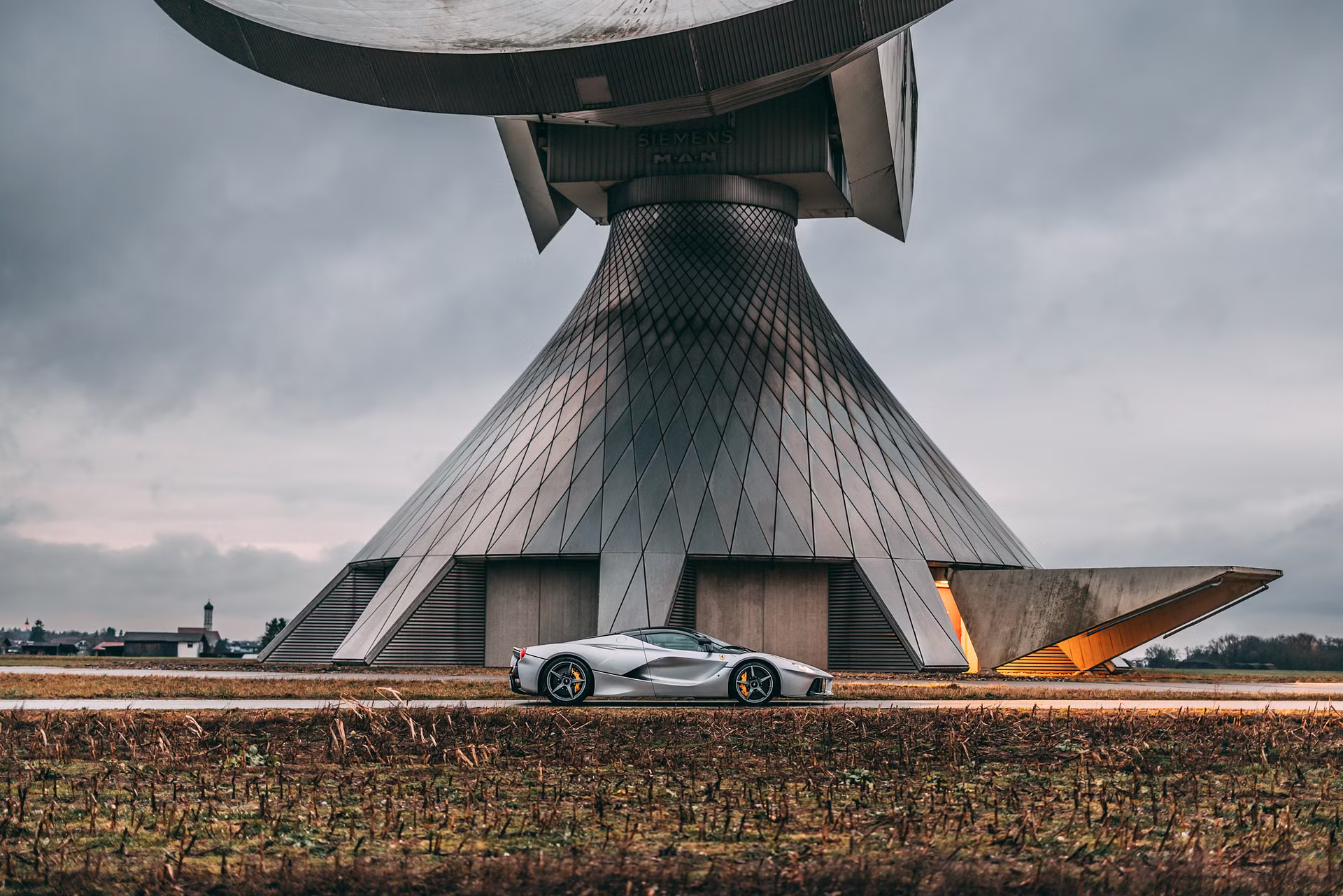 2014 Ferrari LaFerrari, 4/6