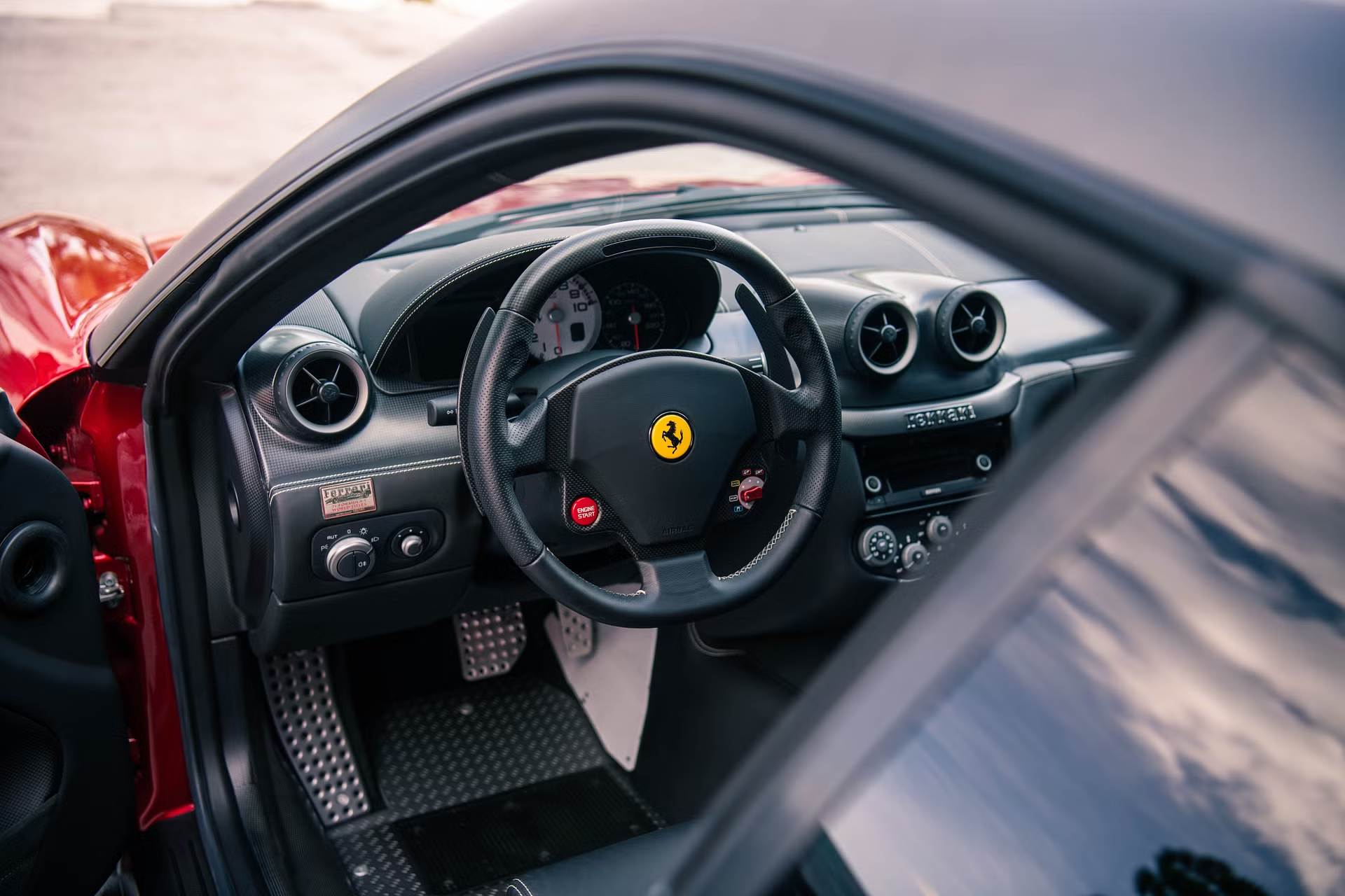 2011 Ferrari 599 GTO, 3/5