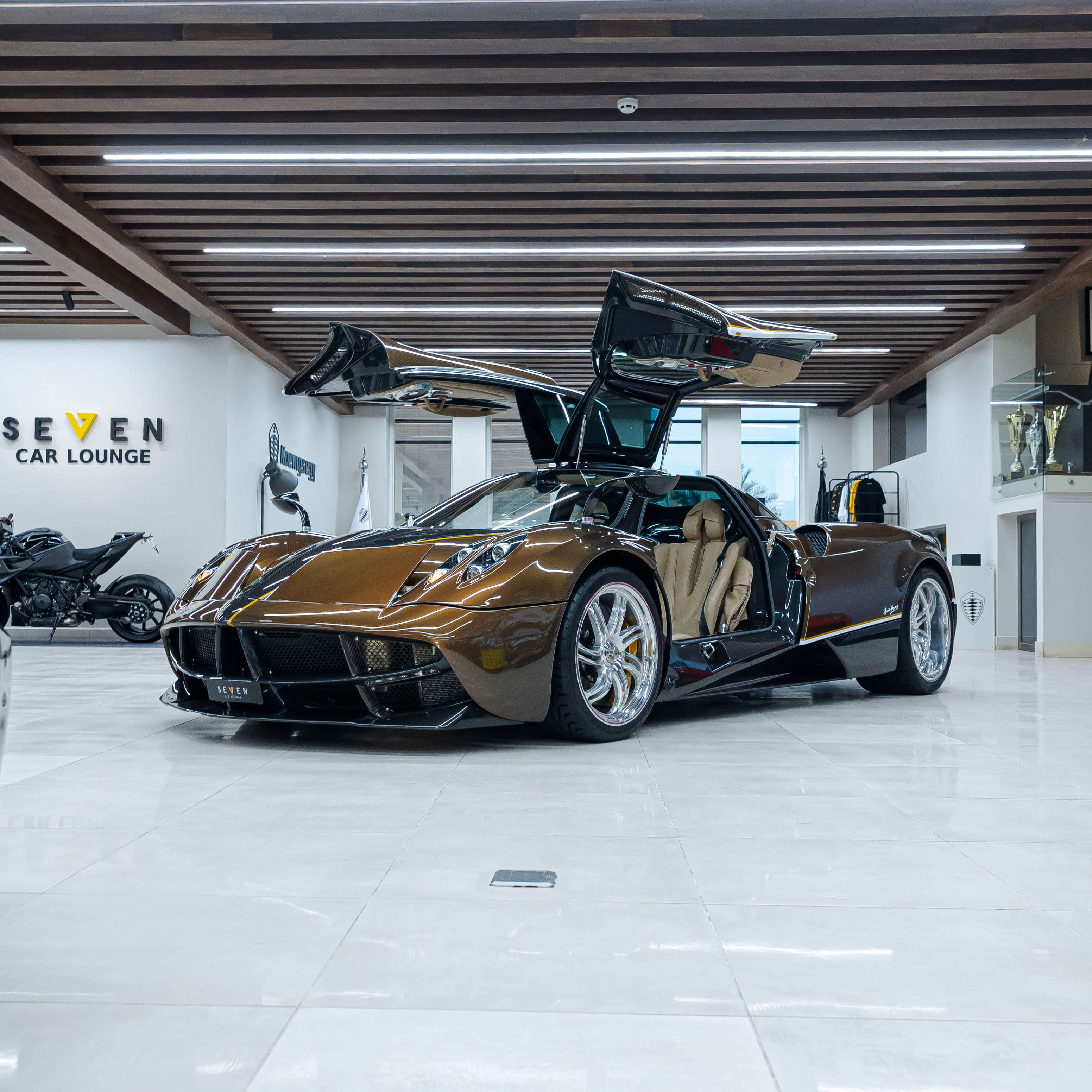 2014 Pagani Huayra, 6/18
