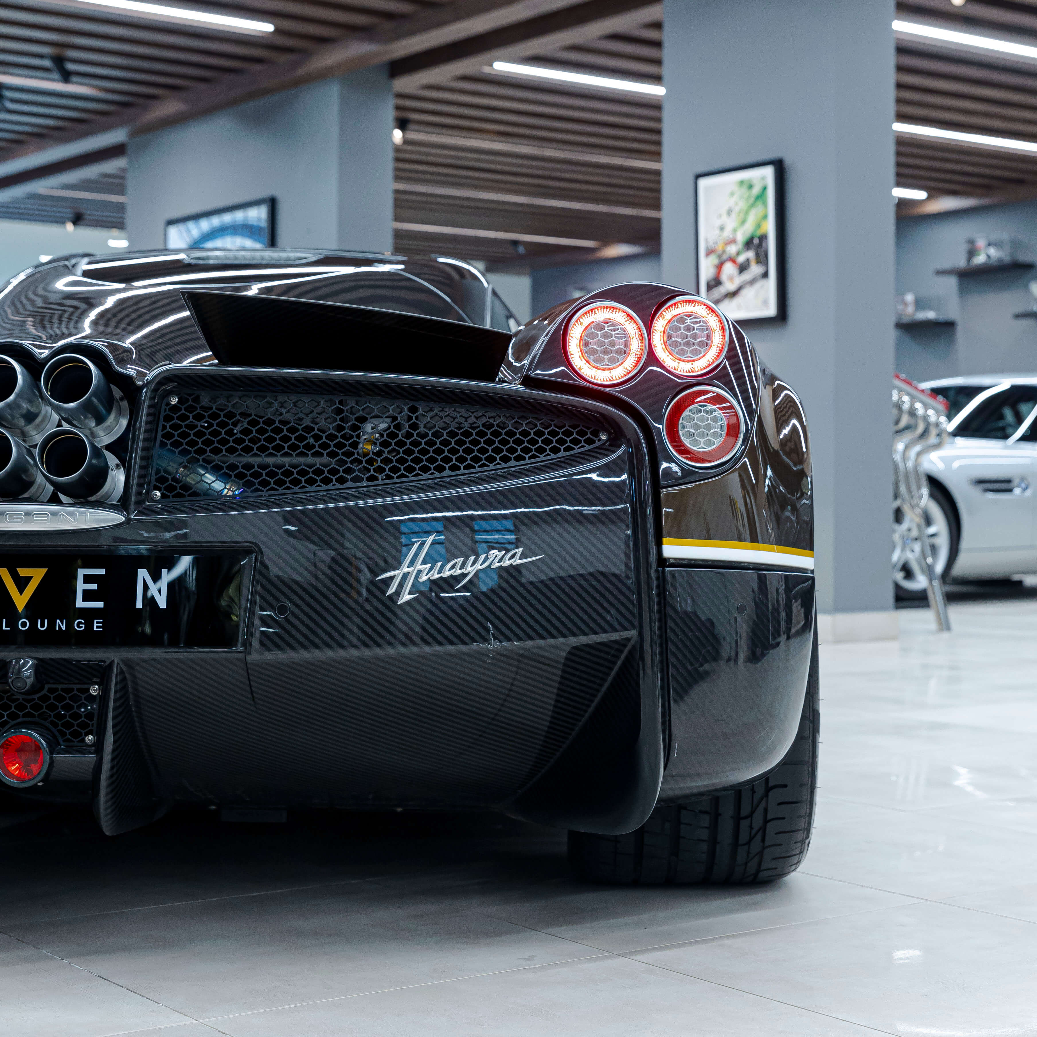 2014 Pagani Huayra, 8/18