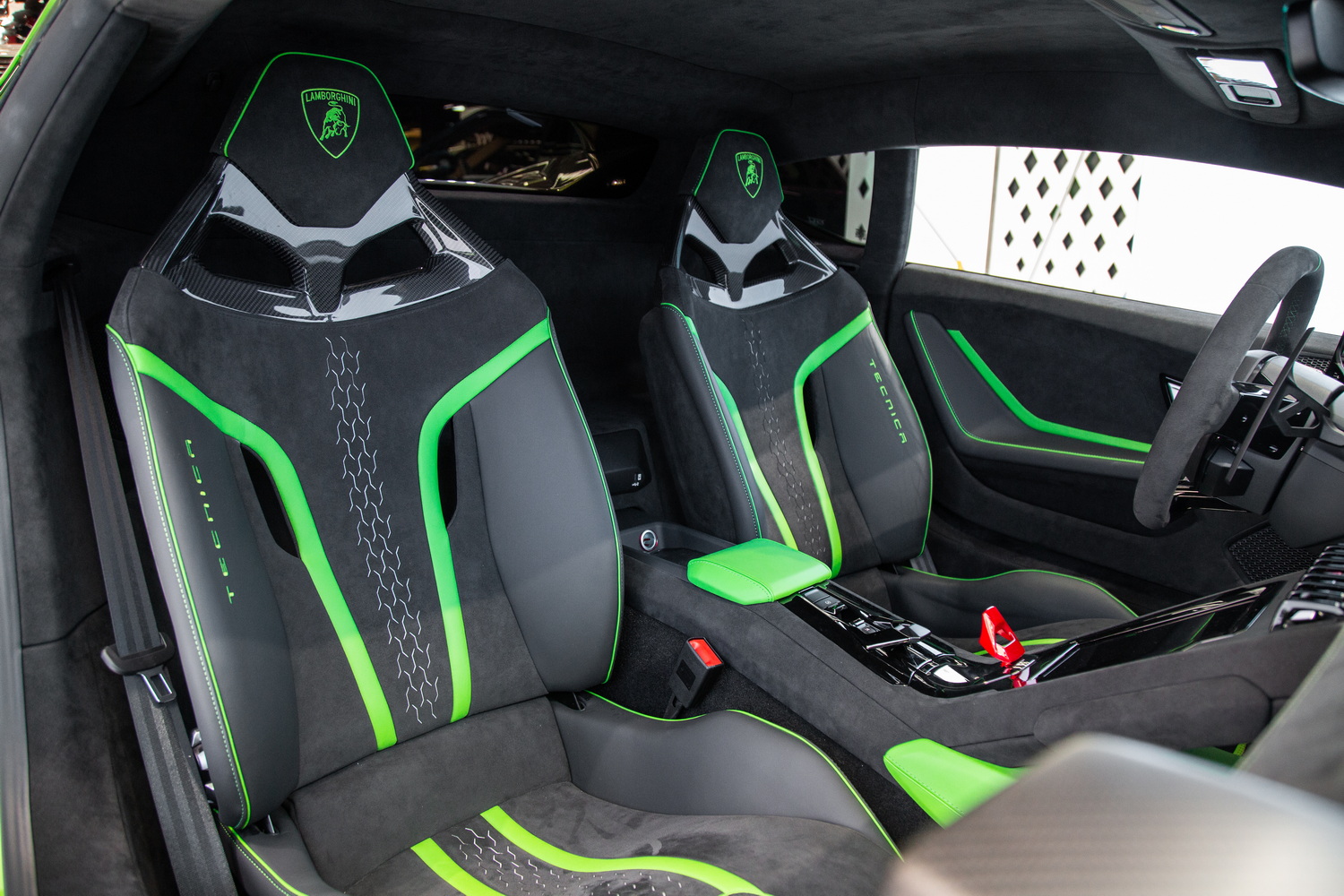 2023 Lamborghini Huracán Tecnica, 17/18