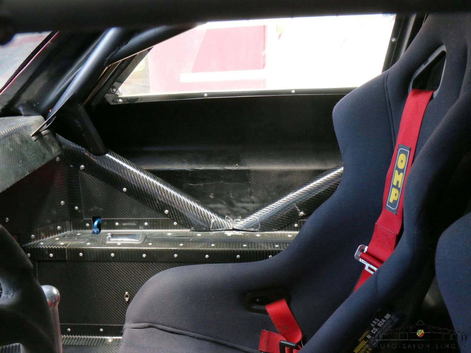 2025 Gumpert Apollo interior