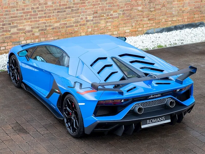 2019 Lamborghini Aventador LP 770-4 SVJ for sale, exterior, Blu Nila