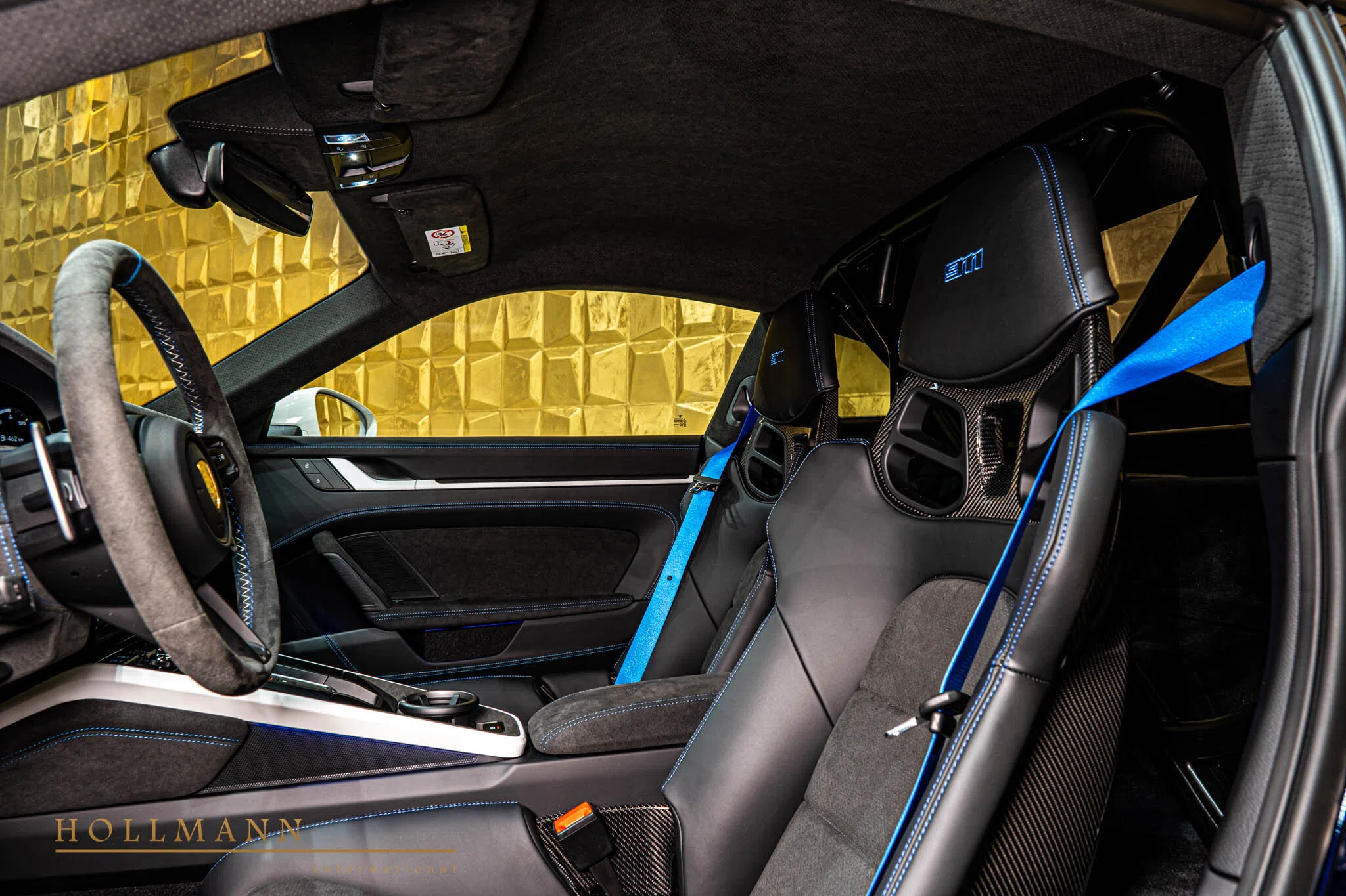 2024 Porsche 911 Dakar interior, seats