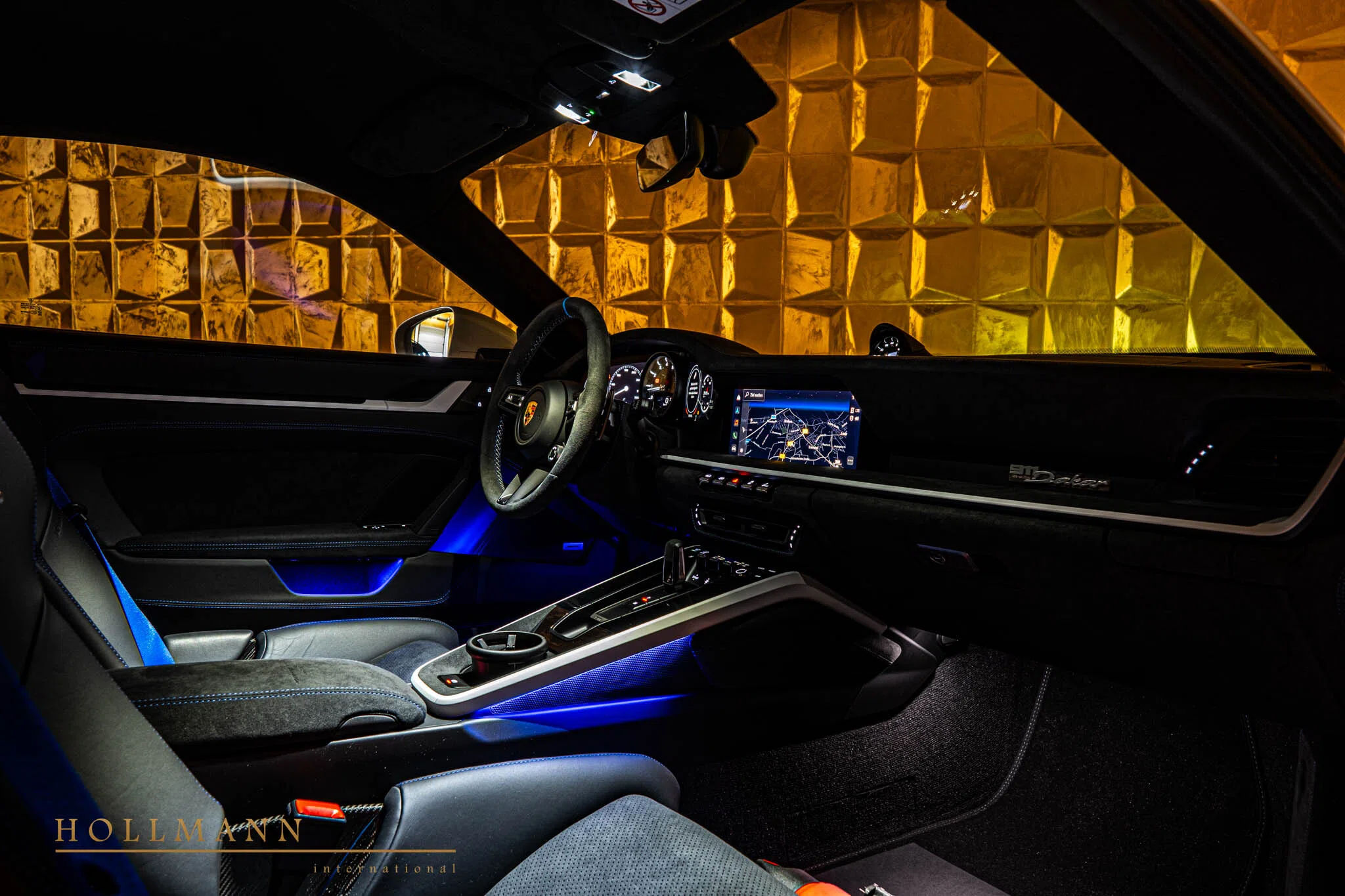 2024 Porsche 911 Dakar interior, dashboard