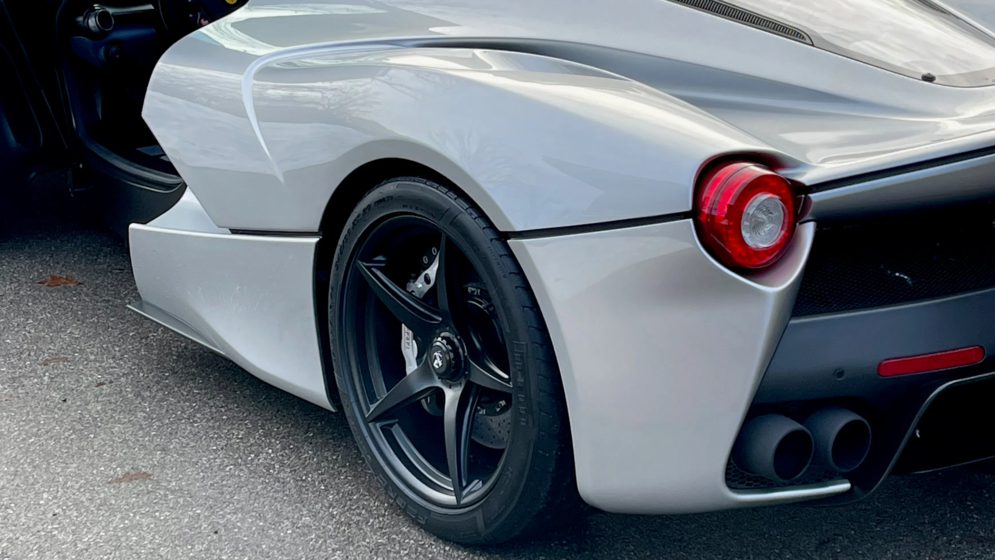 2015 Ferrari LaFerrari for sale, exterior
