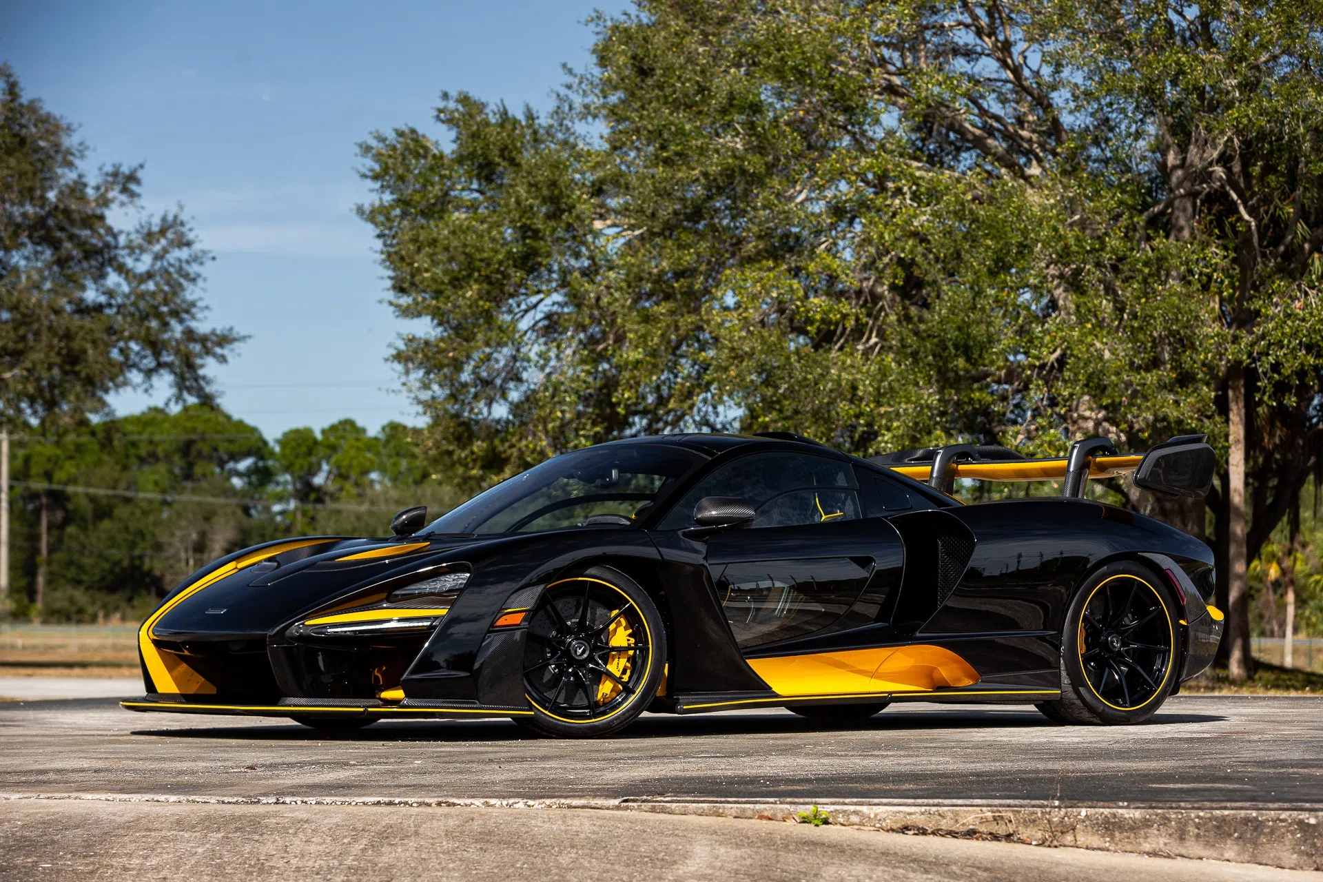 2019 McLaren Senna for sale, exterior, MSO Pure Black / Solar Yellow