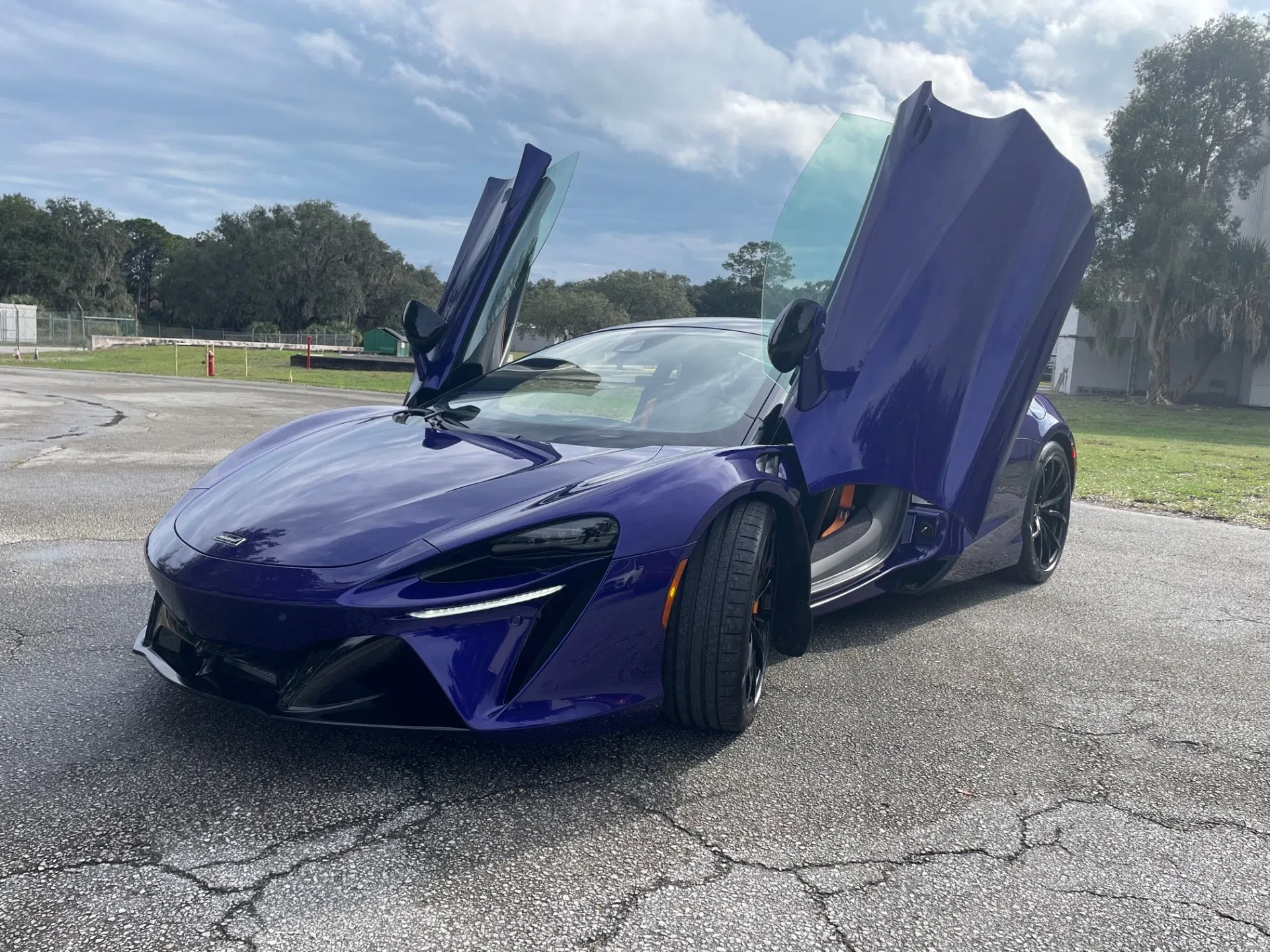 2024 McLaren Artura