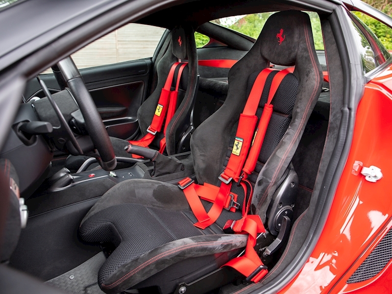 2010 Ferrari 599 GTO LHD, 3/20