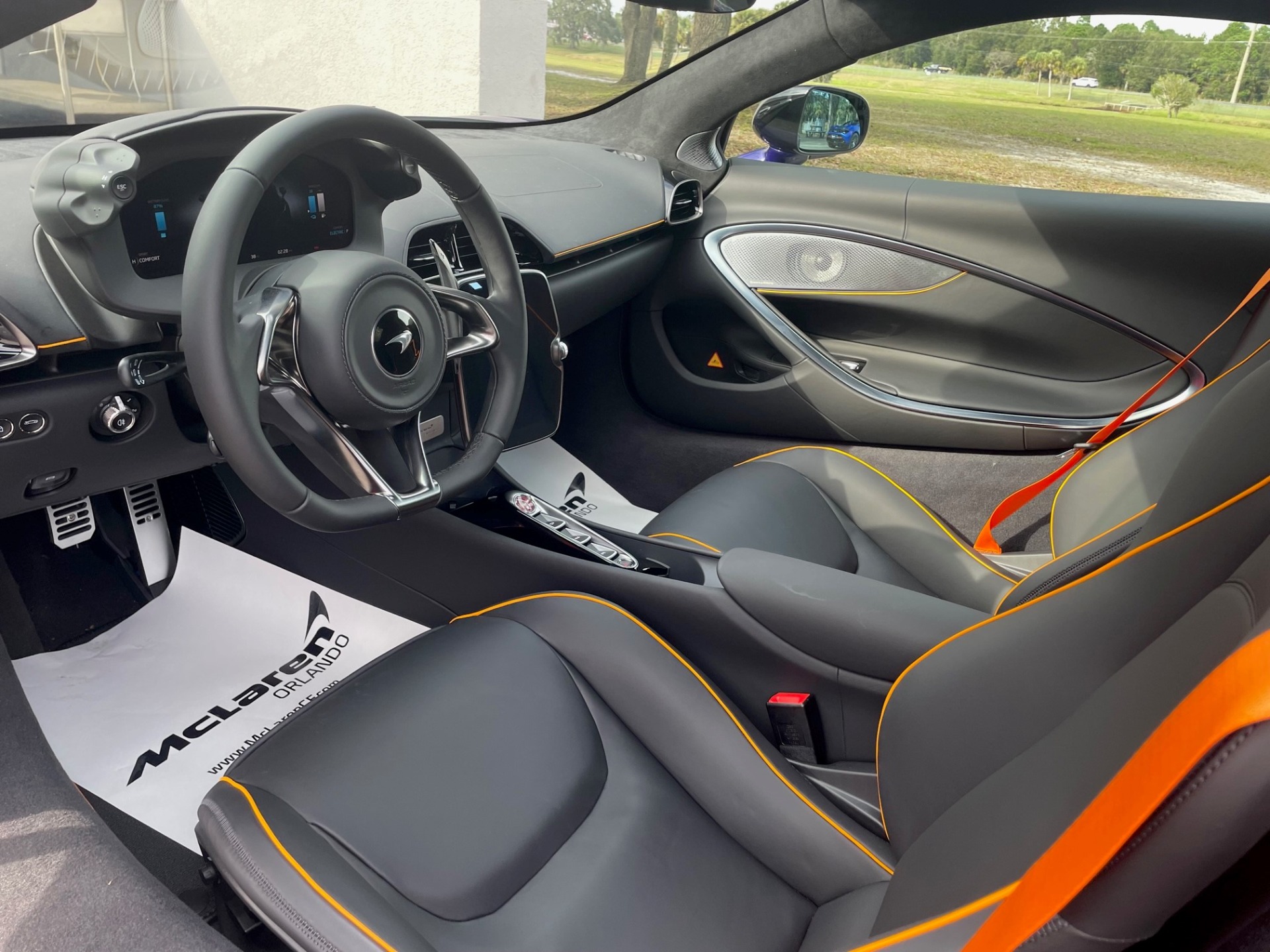 2024 McLaren Artura, 9/9